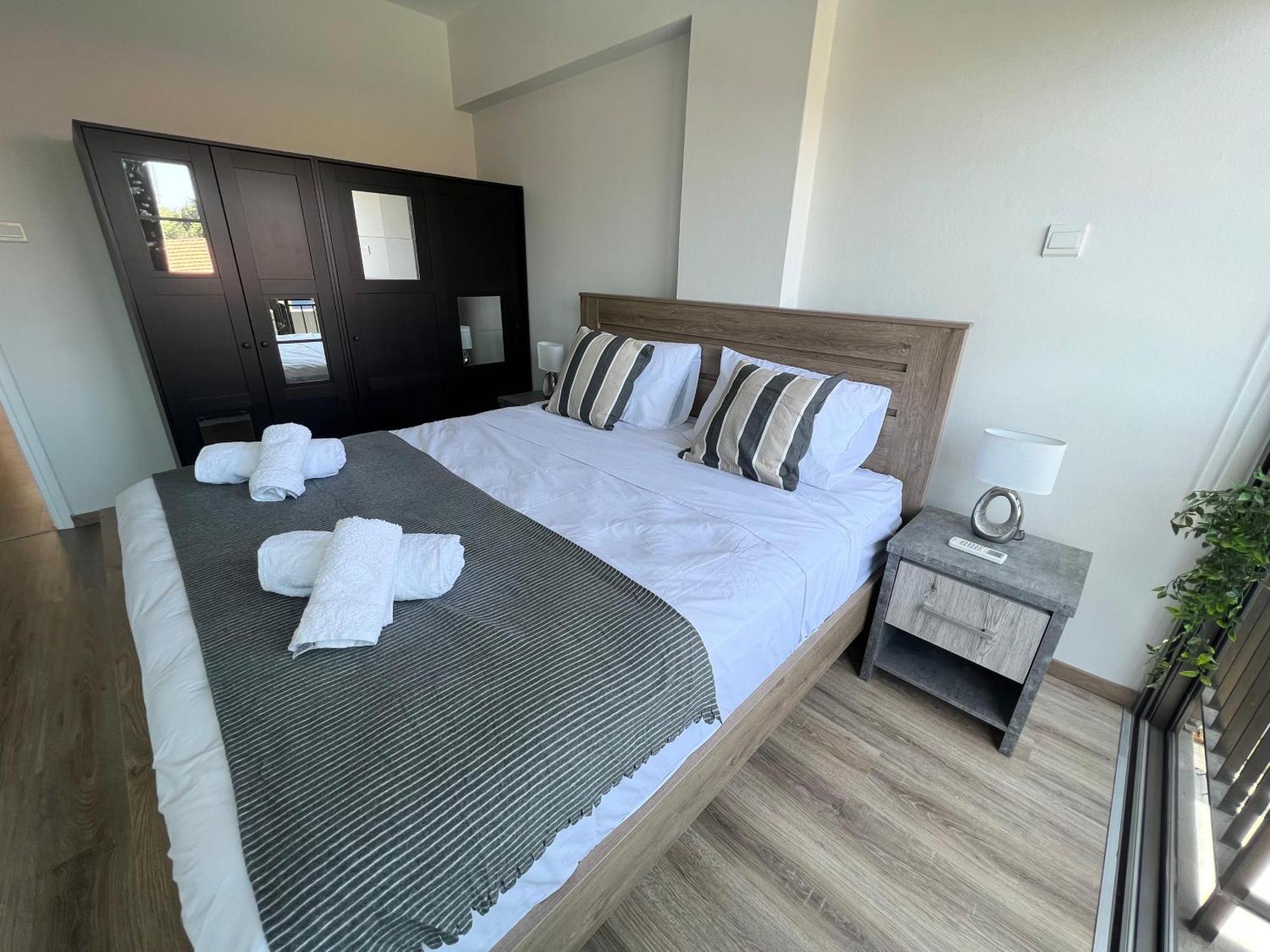 Azul Sea View Apartment Larnaca Bagian luar foto